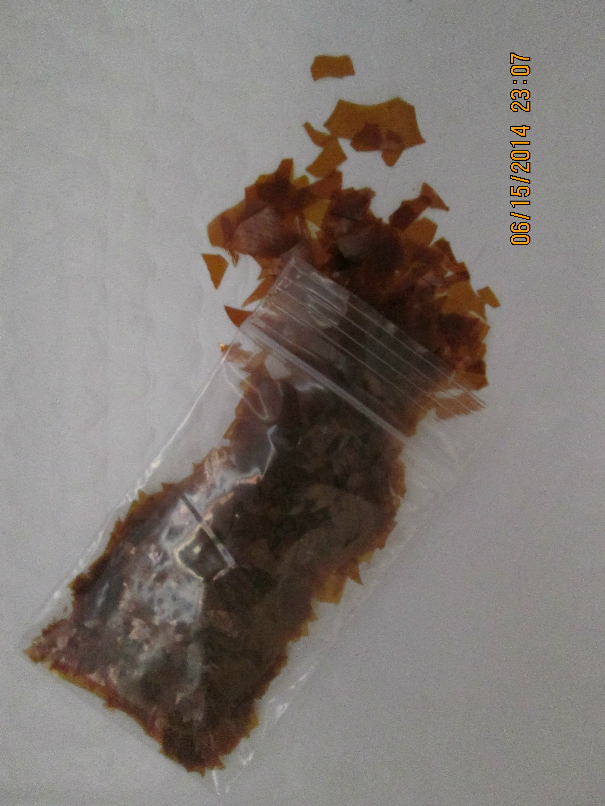 ORANGE FLAKE SHELLAC for Pallet Stones and Roller Jewels