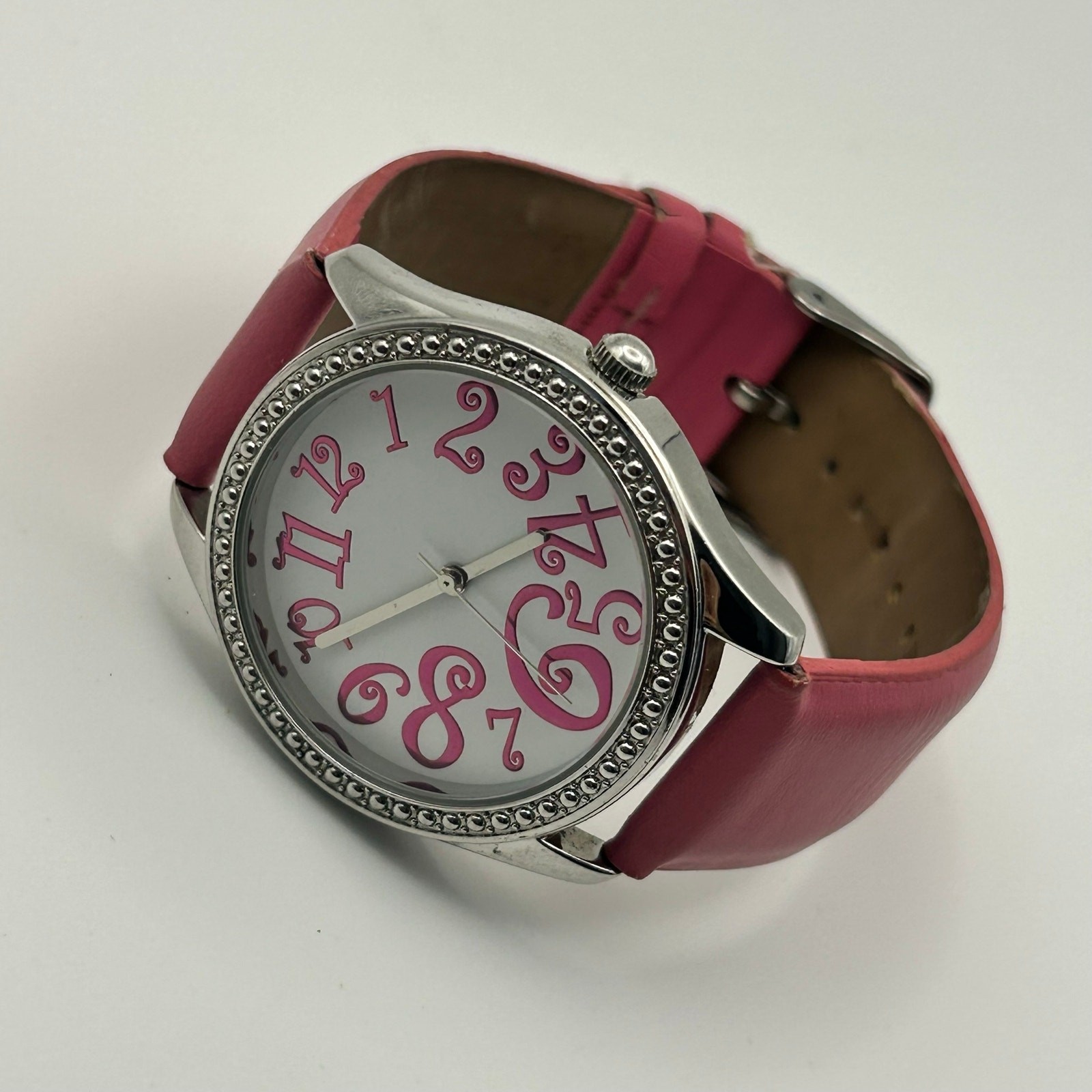 Women’s Silver-Tone Pink Faux Leather Fashion Watch Working New Battery