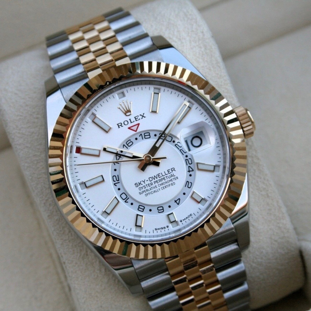 2025 New Rolex SKY DWELLER 42MM, Ref. 336933 18K Gold/Steel Jubilee Bracelet.