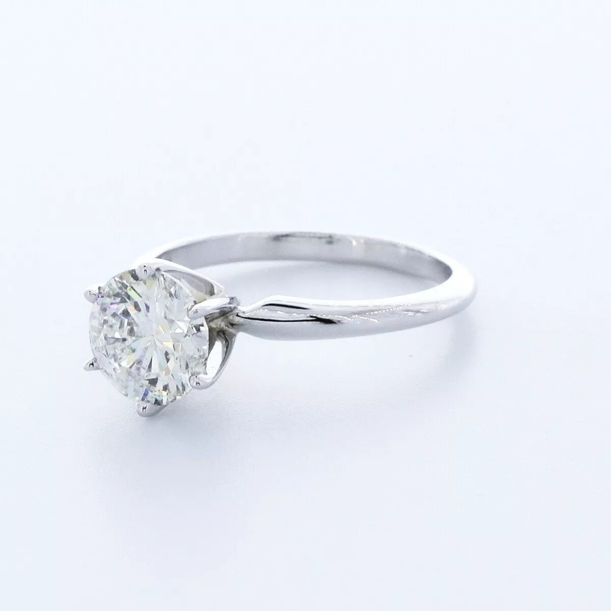 Solitaire Engagement Ring 14K Gold Classic Round 1.74 CT Lab-Grown Diamond E SI1