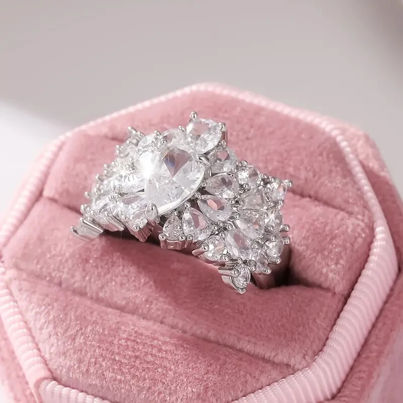 Elegant 925 Sterling Silver White Topaz Charms Wedding Engagement Ring Size 8