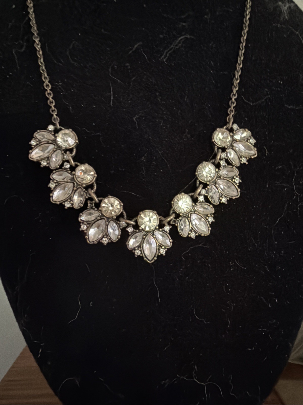 Just a nice Pretty Necklace. It isn’t vintage.