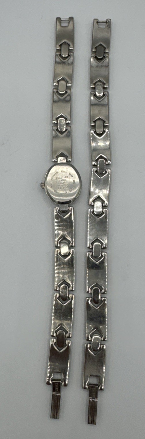 Vintage Alto Ladies Watch Bracelet Set Silver and Green Band New Battery Works