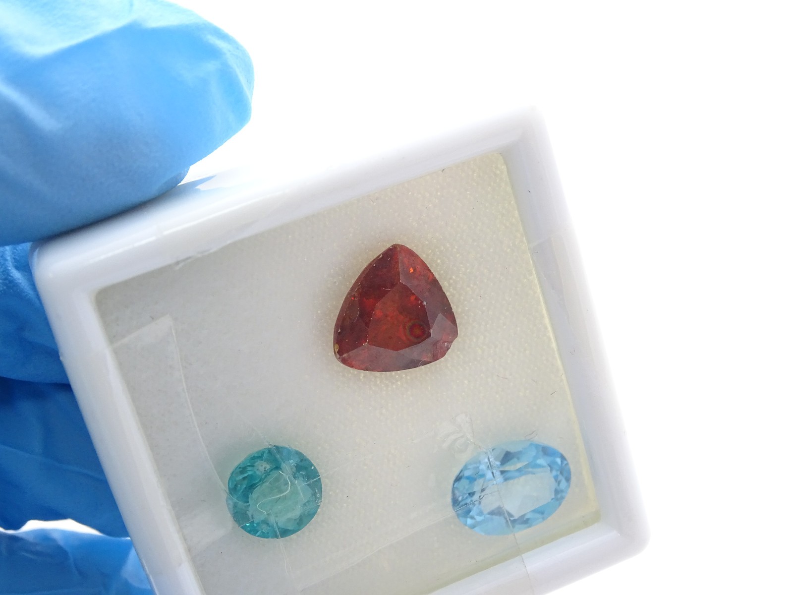(3) Colored Stones / Assorted / Untested / Sealed / FedEx Free Shipping 332947_x
