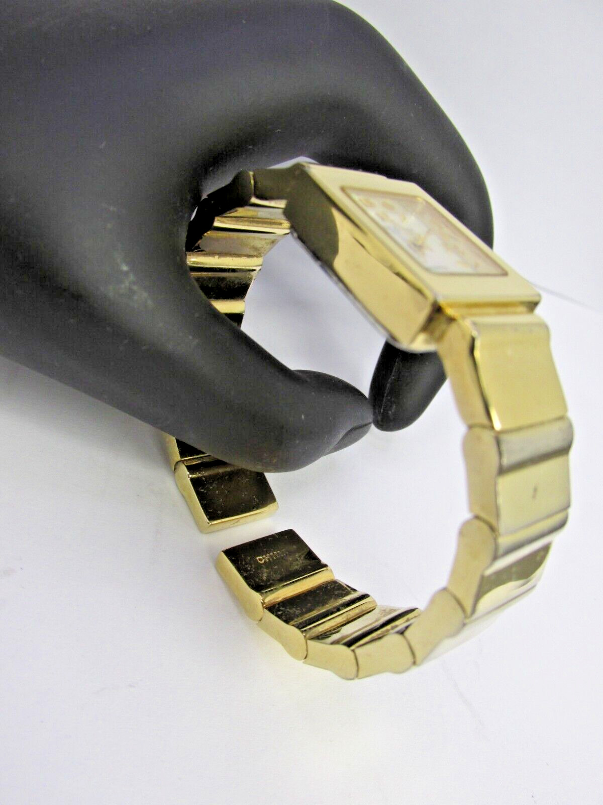 Joan Rivers Watch Gold Tone Cuff Hinged V377(20805-Time)