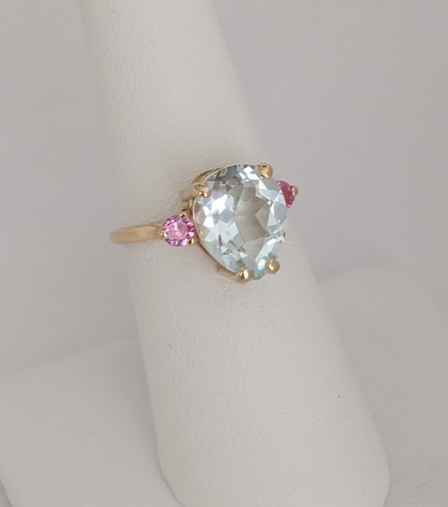 Aquamarine & Topaz Ring 14K Gold 3 Grams Retail Price $1899 Make An Offer!