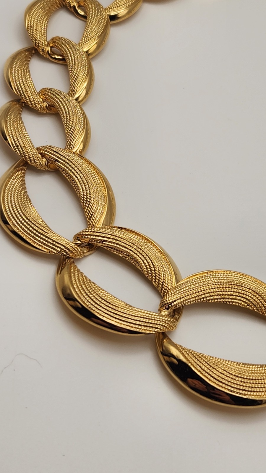 Vintage Napier Gold Tone Chunky Link Necklace Textured Statement Signed 18″