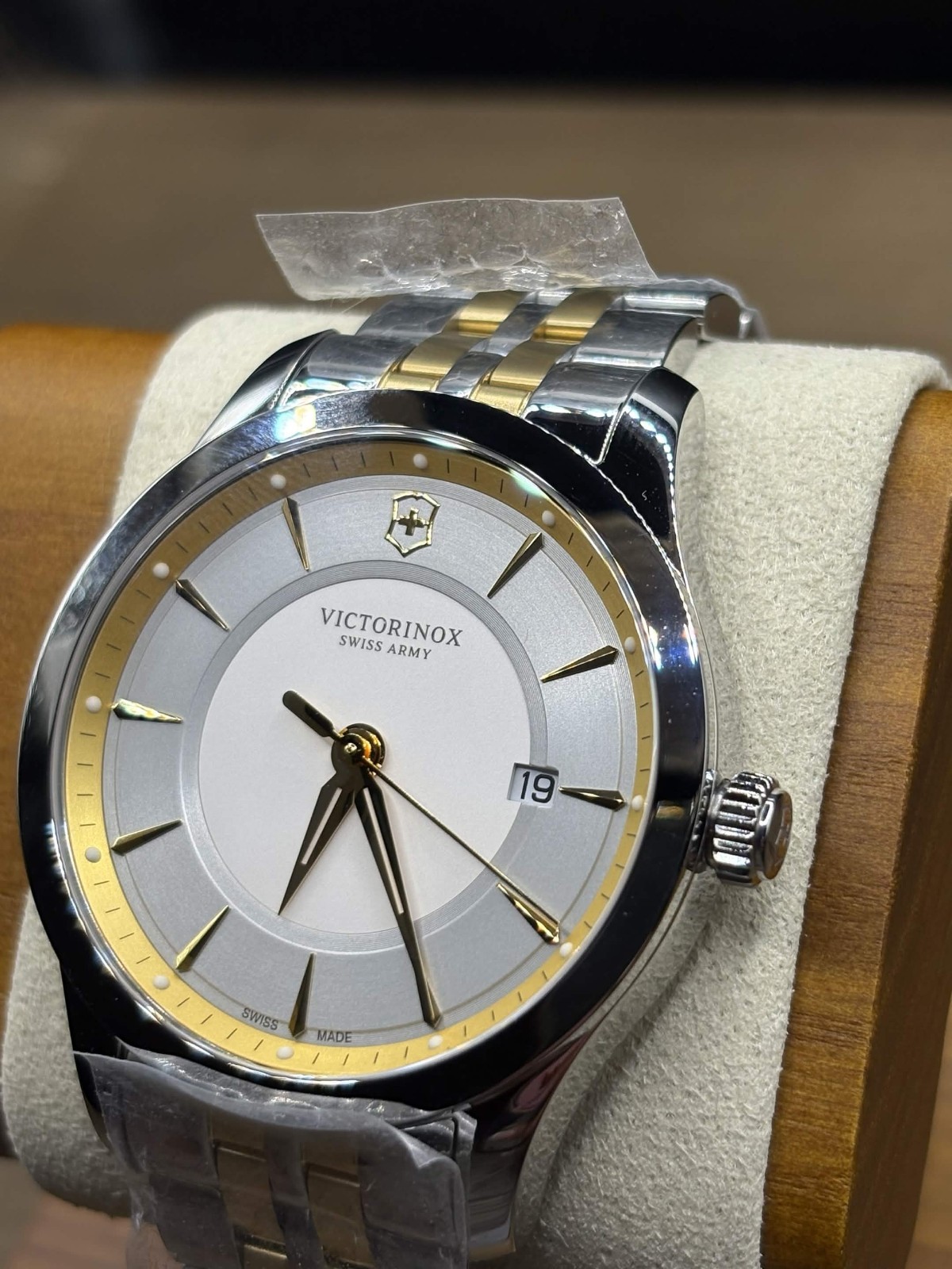 Victorinox Swiss Army Men’s Watch Alliance Quartz Two Tone Bracelet 241803