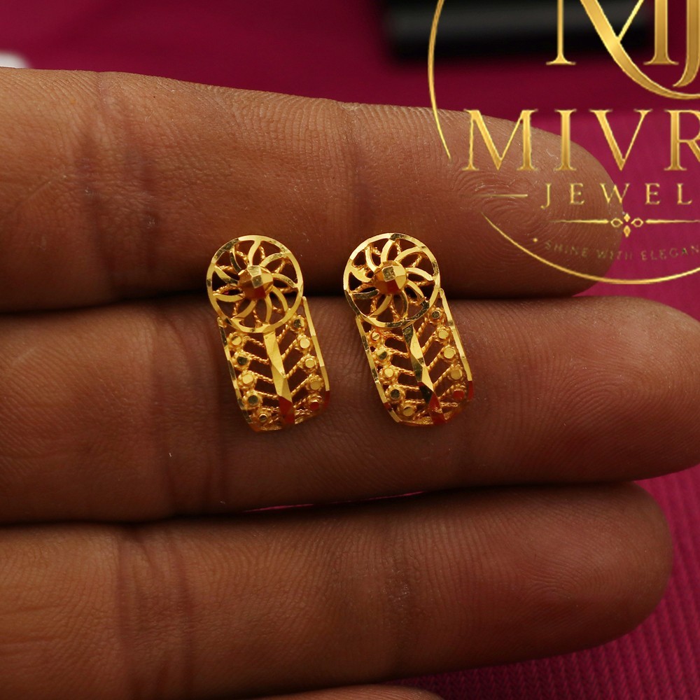 22K Print Ultimate Gold Stud Earrings 1.6cm Unisex Fine Jewelry Gift 2.91g