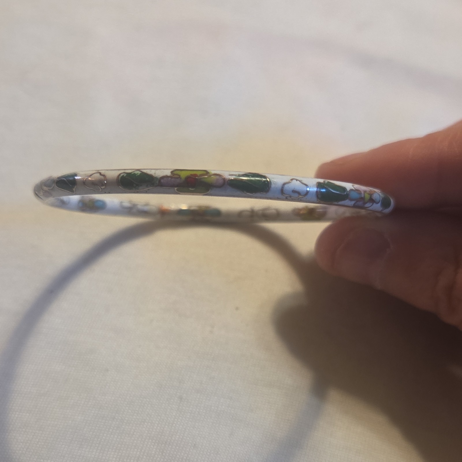 Vintage Cloisonné Bangle Bracelet White and Floral READ DESCRIPTION