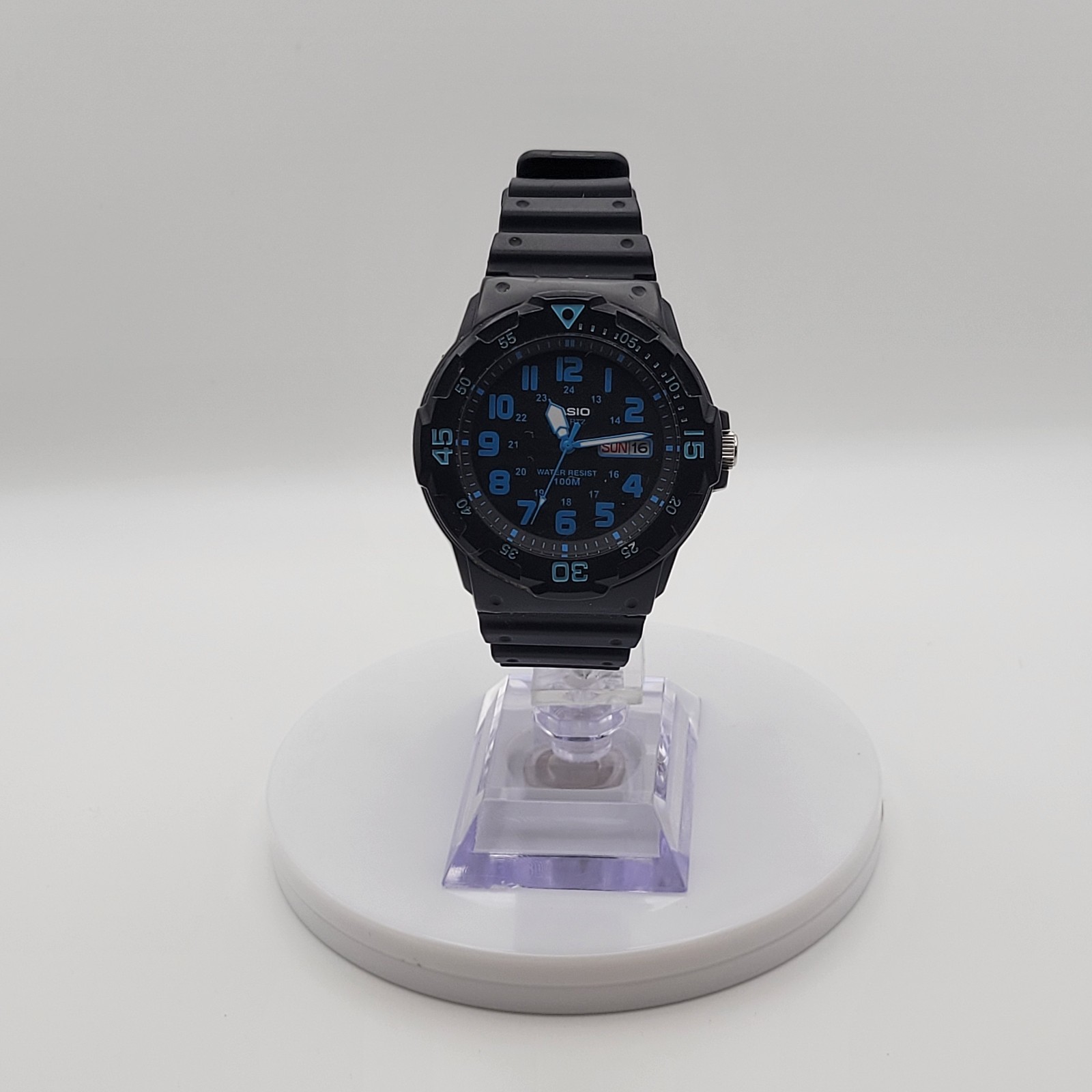 Casio MRW-200H Diver Style Watch Blue Dial Black Resin Day Date 100M Fresh Batt