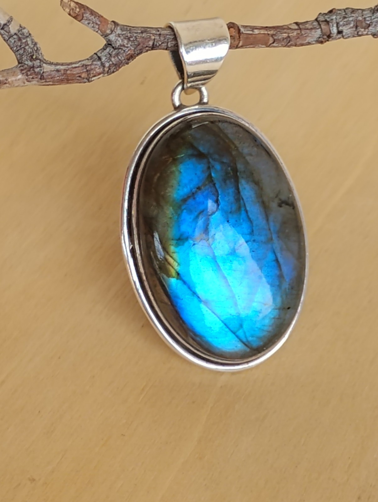 Artisan 925 Sterling Labradorite Pendant 34x24mm Gray/Blue Flash 1.98″