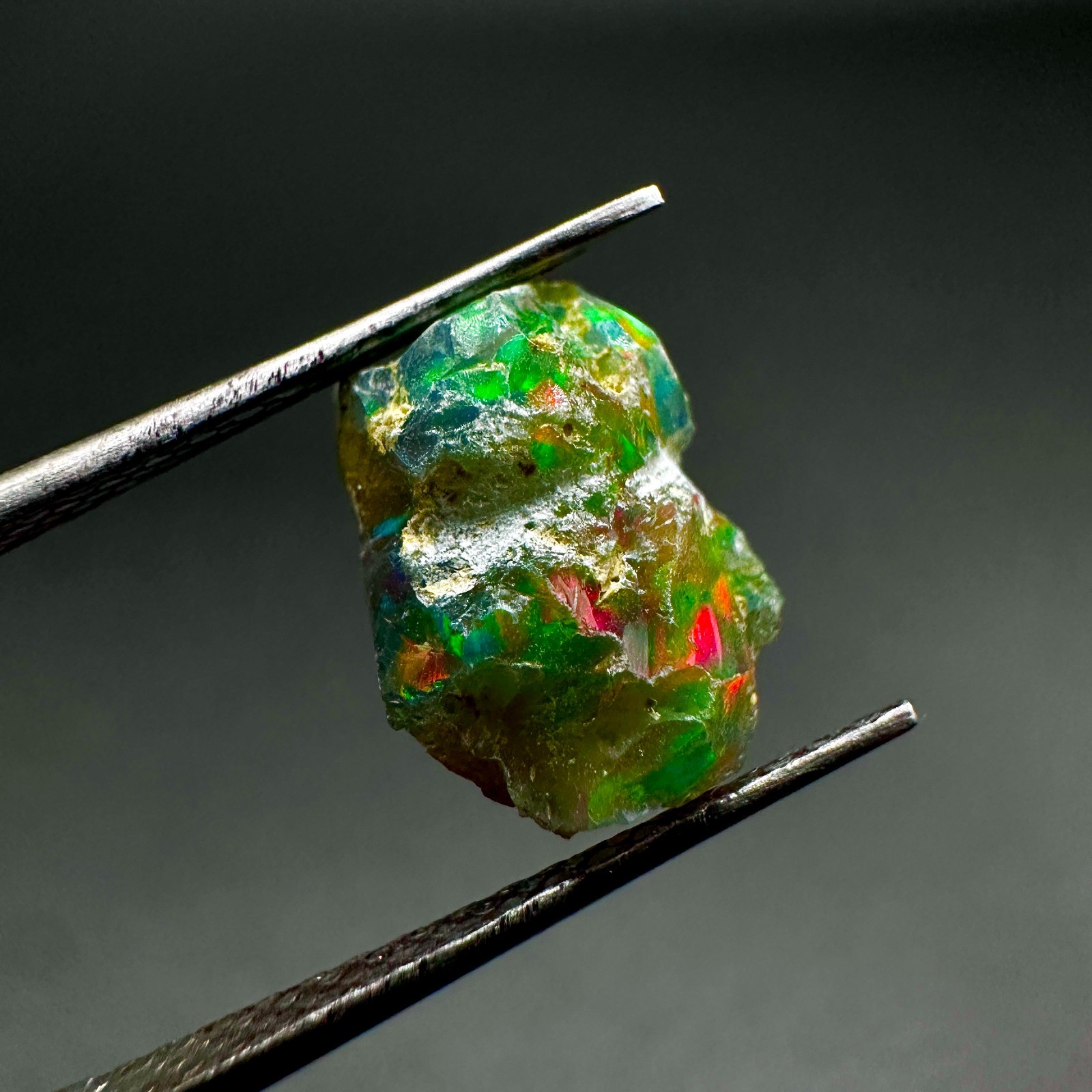 Natural Ethiopian Opal Crystal Rough with Strong Play of Color Gemstone, 11X3MM