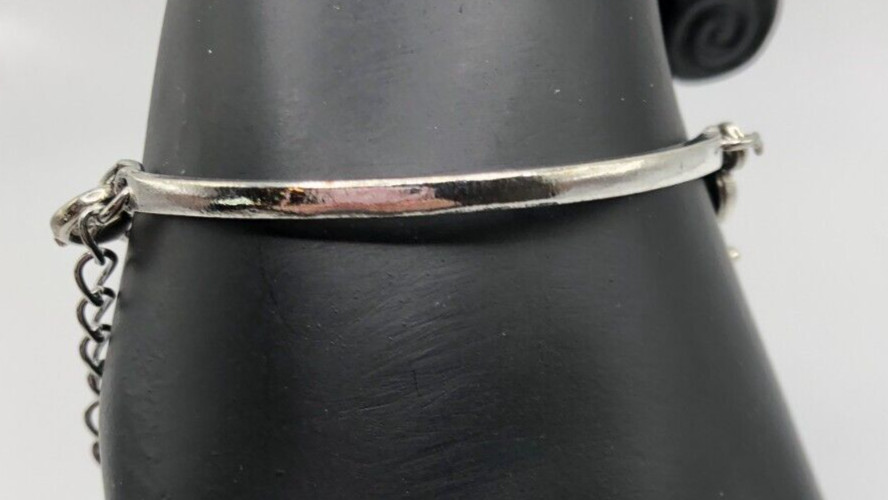 Vintage Silver Tone Bracelet with Geometric Shape Pattern with Ability to Size