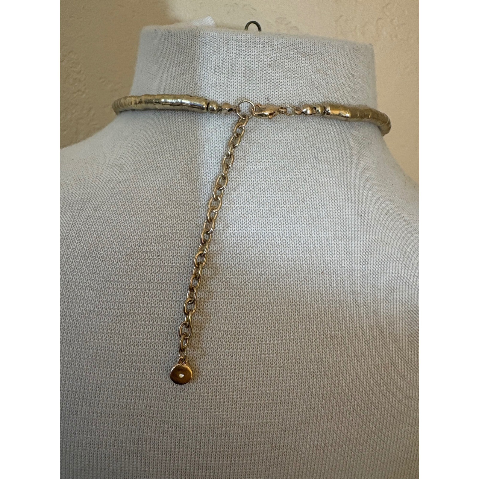 V Logo Gold Tone Hammered Oval Link Segmented Tube Statement Necklace