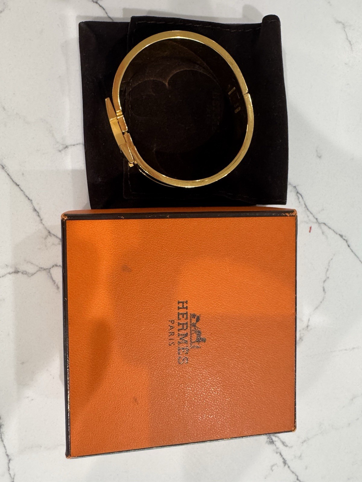 Authentic HERMES Black Enamel Gold Clic Clac H Bracelet 🩷