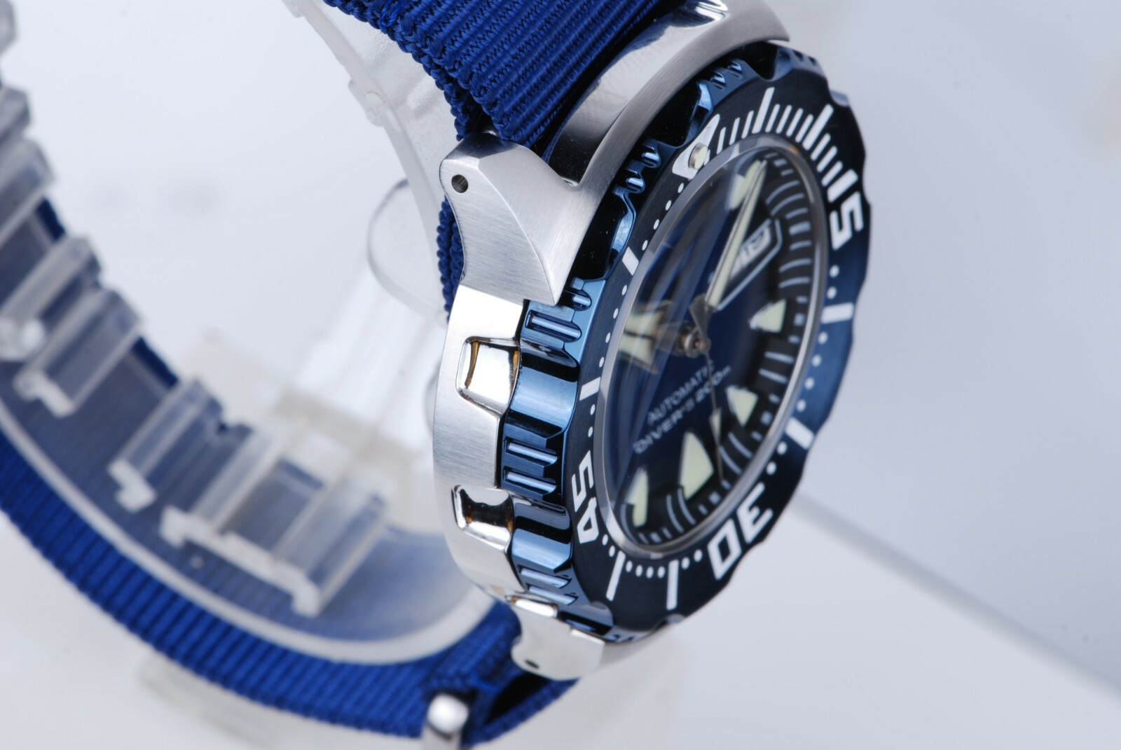 Heimdallr Sharkey Ocean Monster PVD BLUE NH36 Day Date Automatic 200m Dive Watch