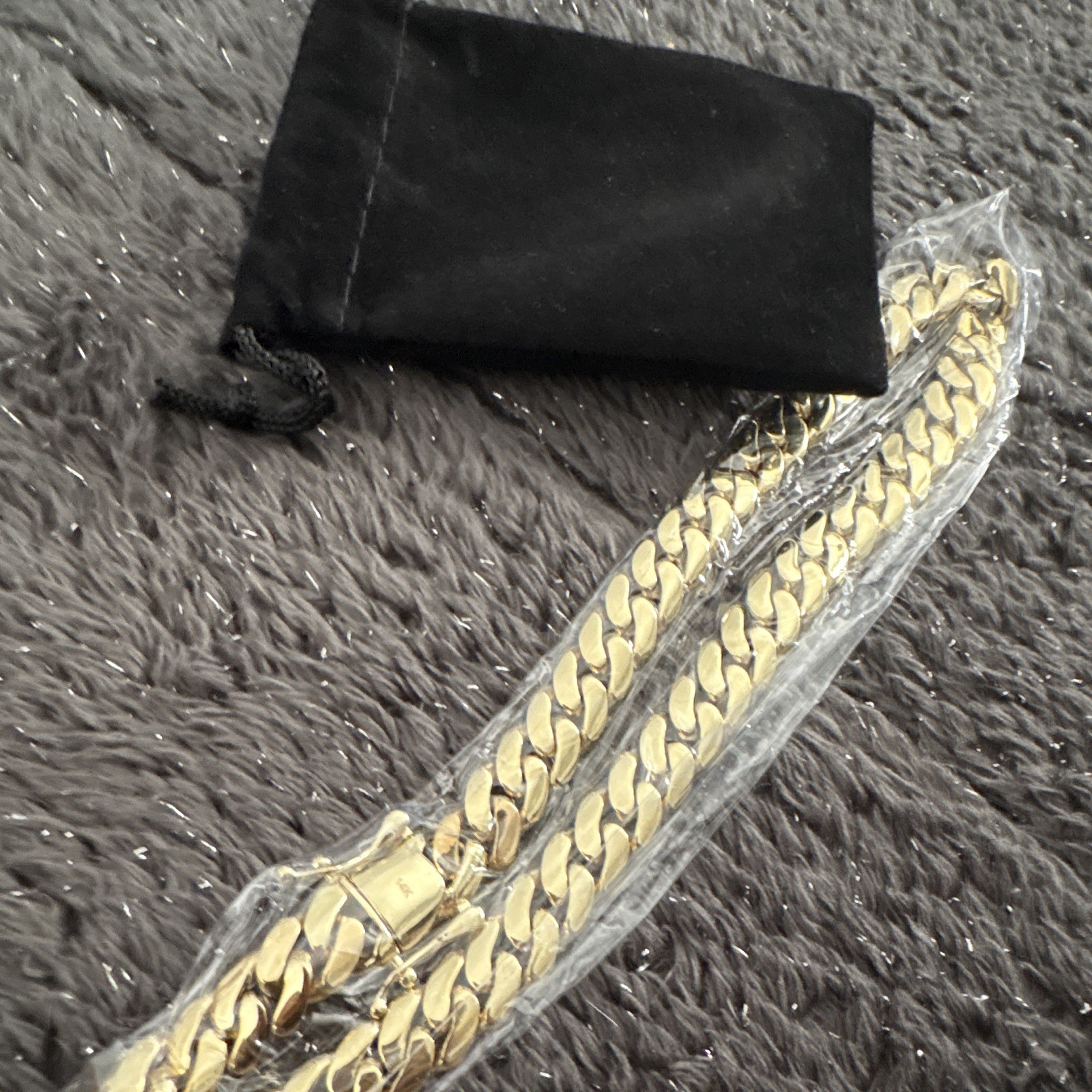 14K Yellow Gold Cuban Link Chain necklace