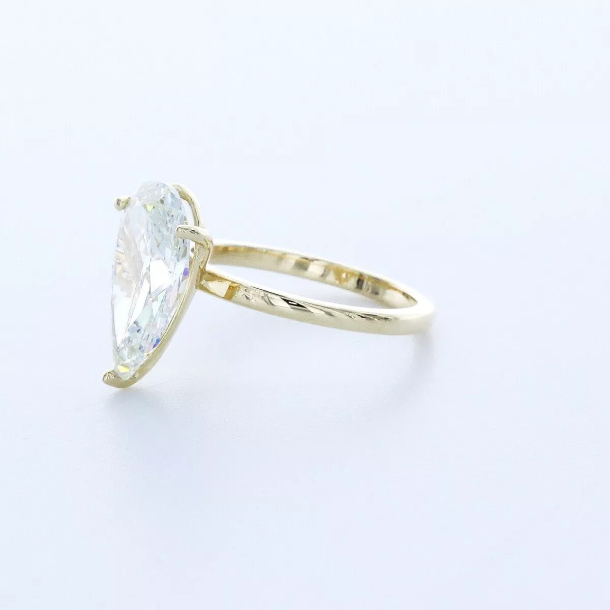 Solitaire Engagement Ring Petite 14K Gold 2.78 CT Pear Lab-Grown Diamond H VS1