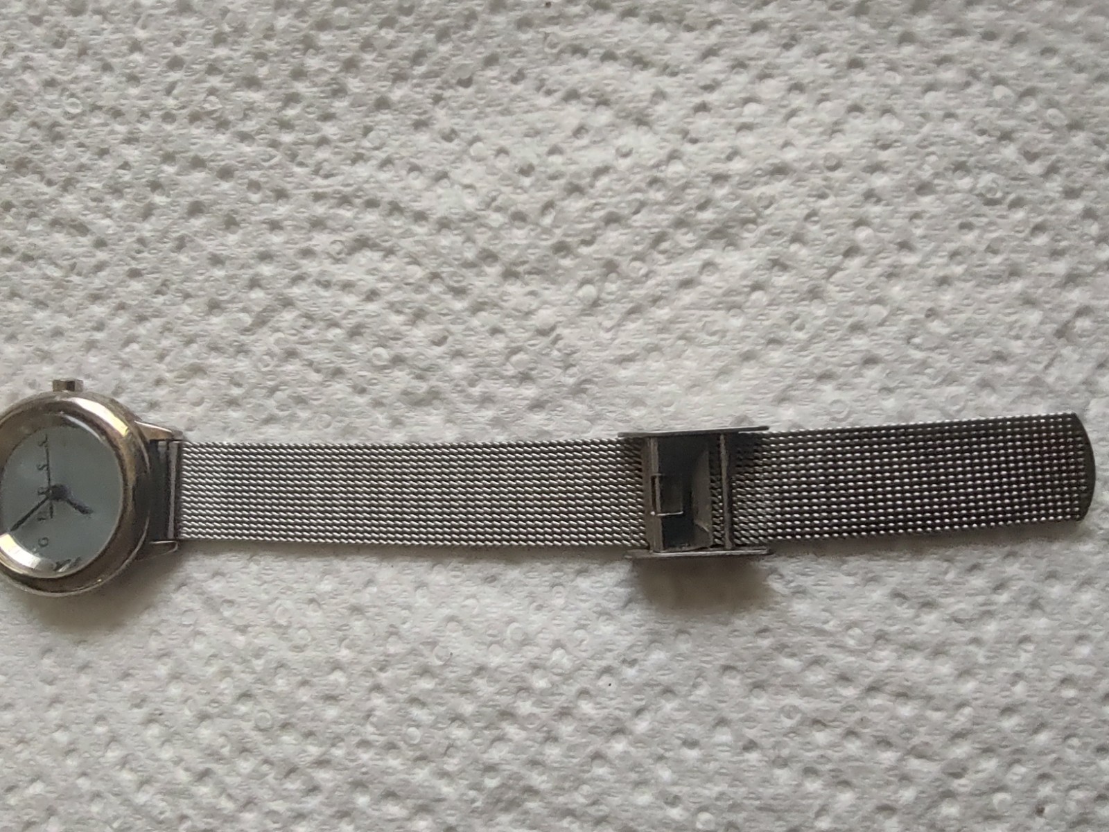 Guess Bracelet Watch Silver tone Strap Girls Female watch