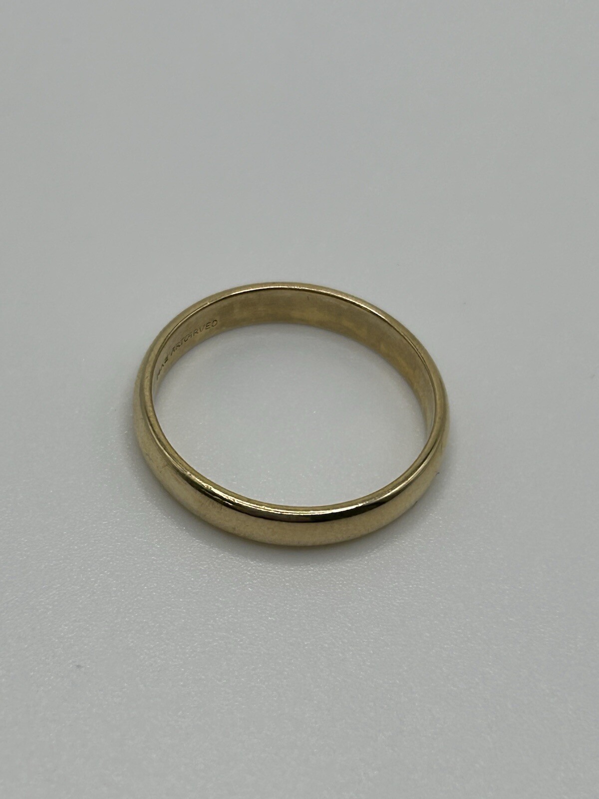 Estate 14k Yellow Gold ArtCarved Wedding Band Ring 3.2 Grams 3.5mm Size 8.5