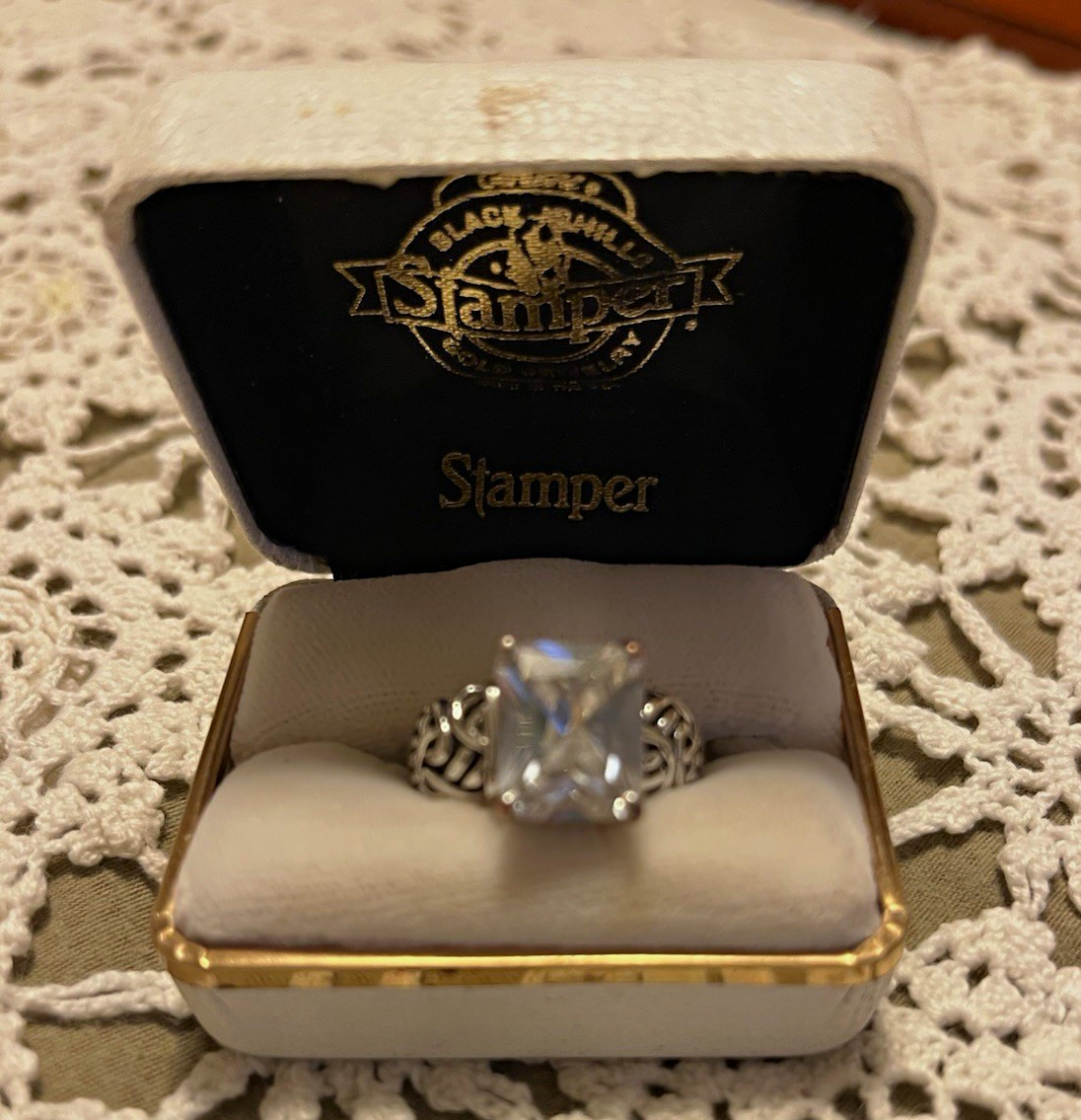 Stauer Cocktail Ring Silver Tone Cushion CZ White Prong Set Size 9