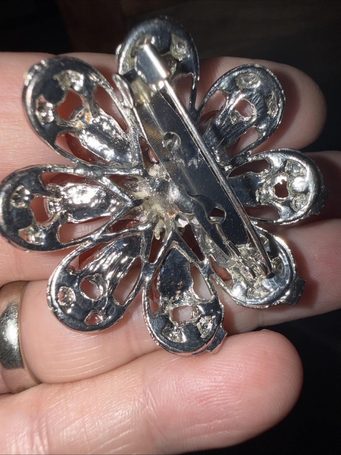 Vintage Rhinestone Broach Unsigned Silver Tone -High-end Quality Beauty