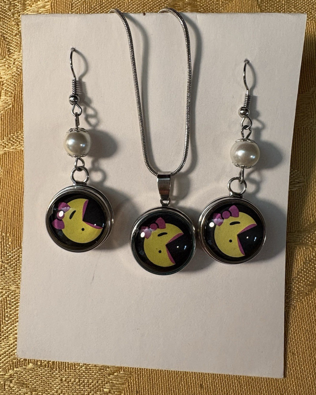 Ms. Pacman Jewelry Set Necklace and Earrings