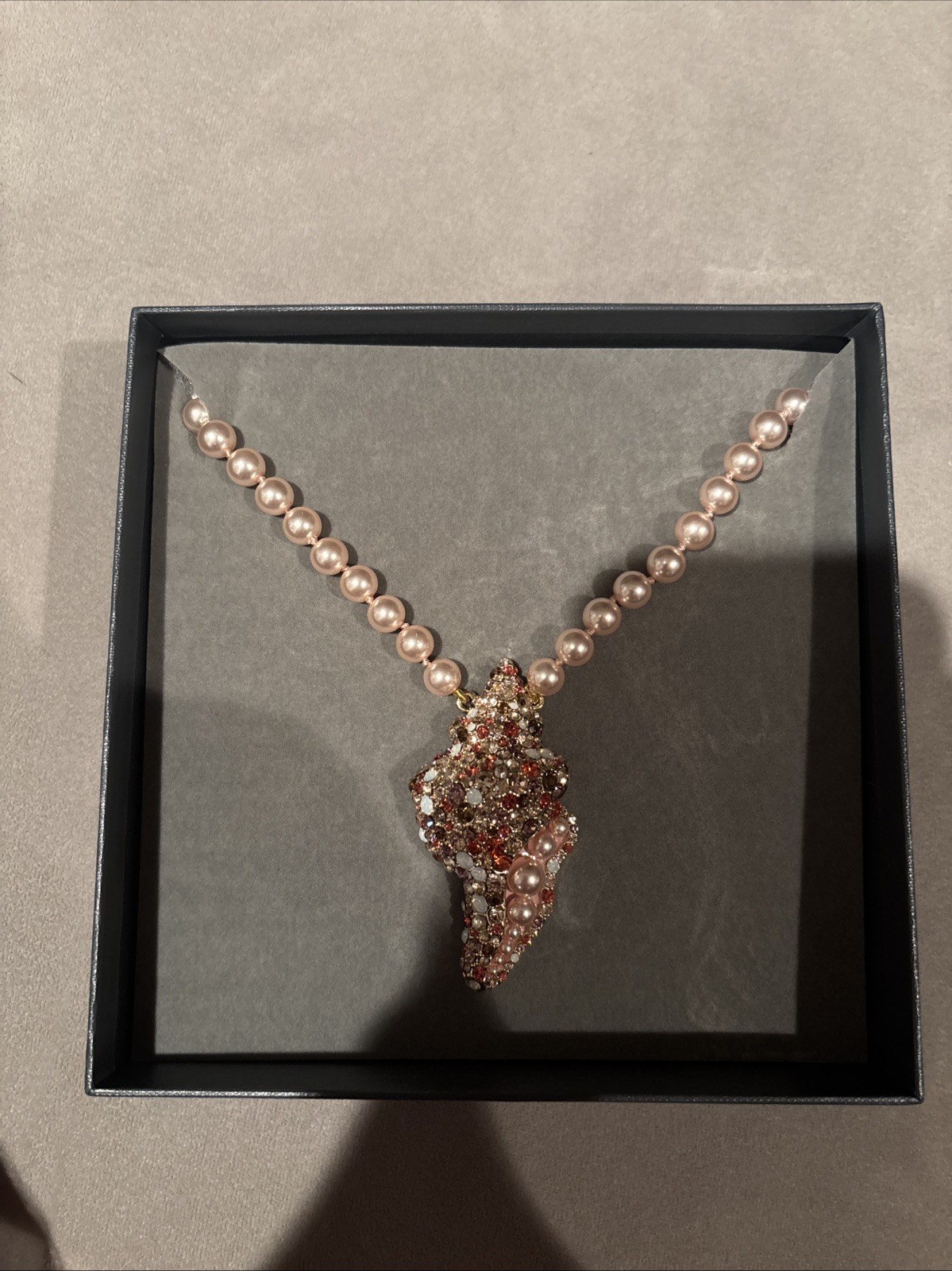 HEIDI DAUS “Shell Yeah” Crystal Conch Shell Pendant Pearl NECKLACE
