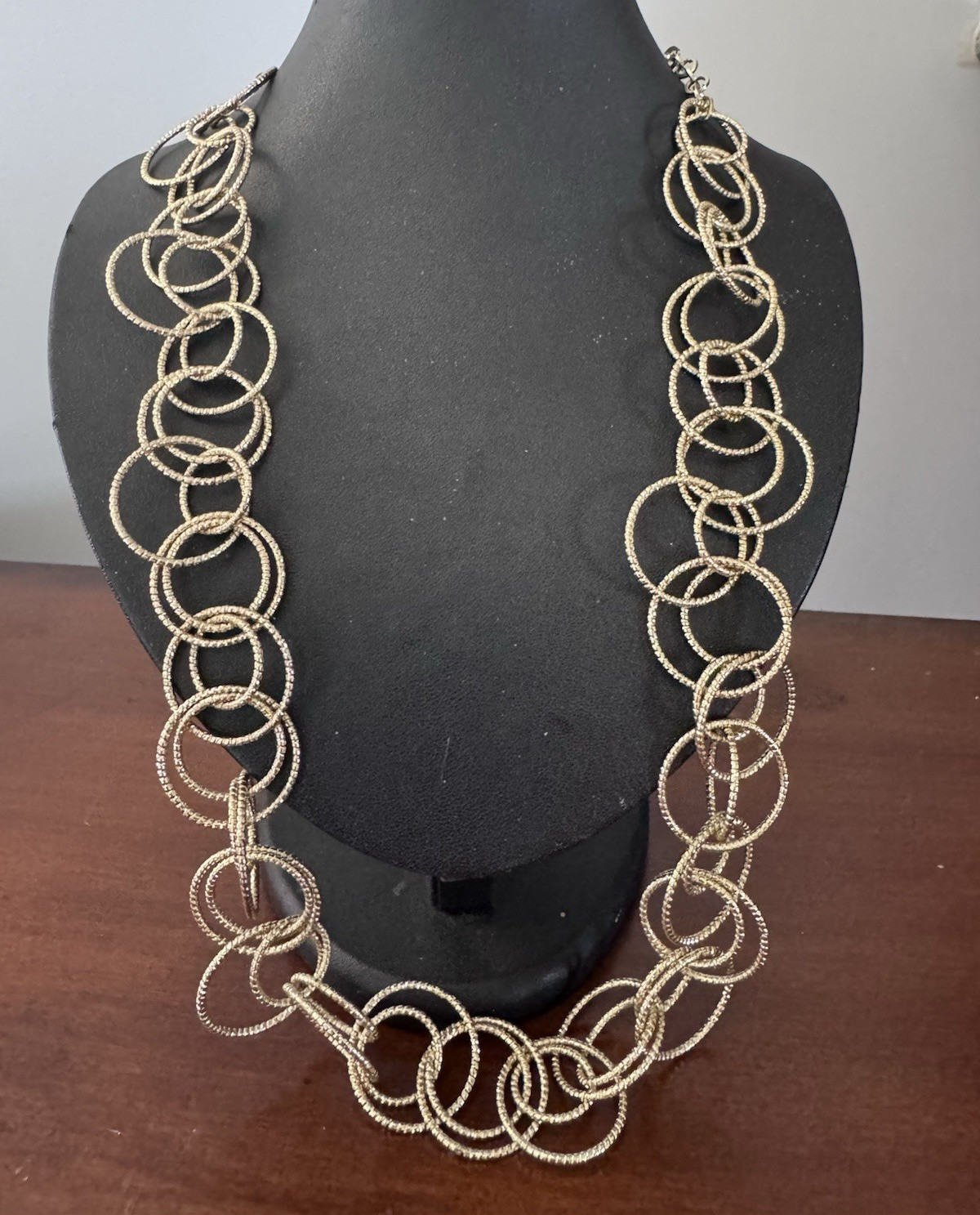 Gold Tone Textured Interlocking Circle Link Statement Necklace approx 30 “Long