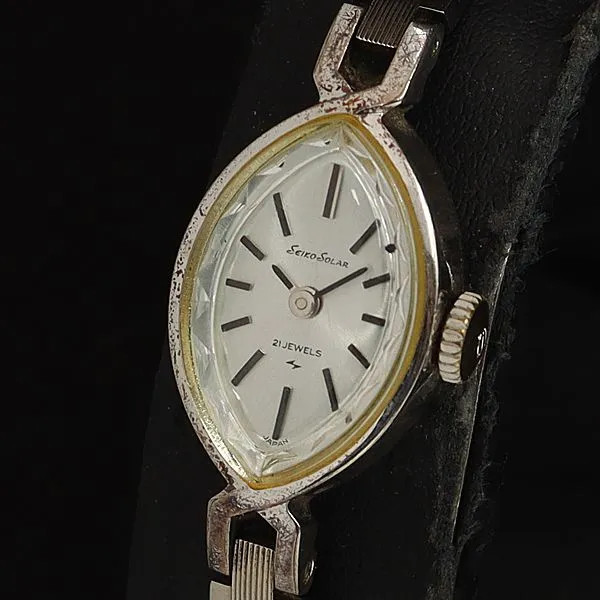 Working condition, excellent condition. Seiko Solar 10-7001 manual winding, silv