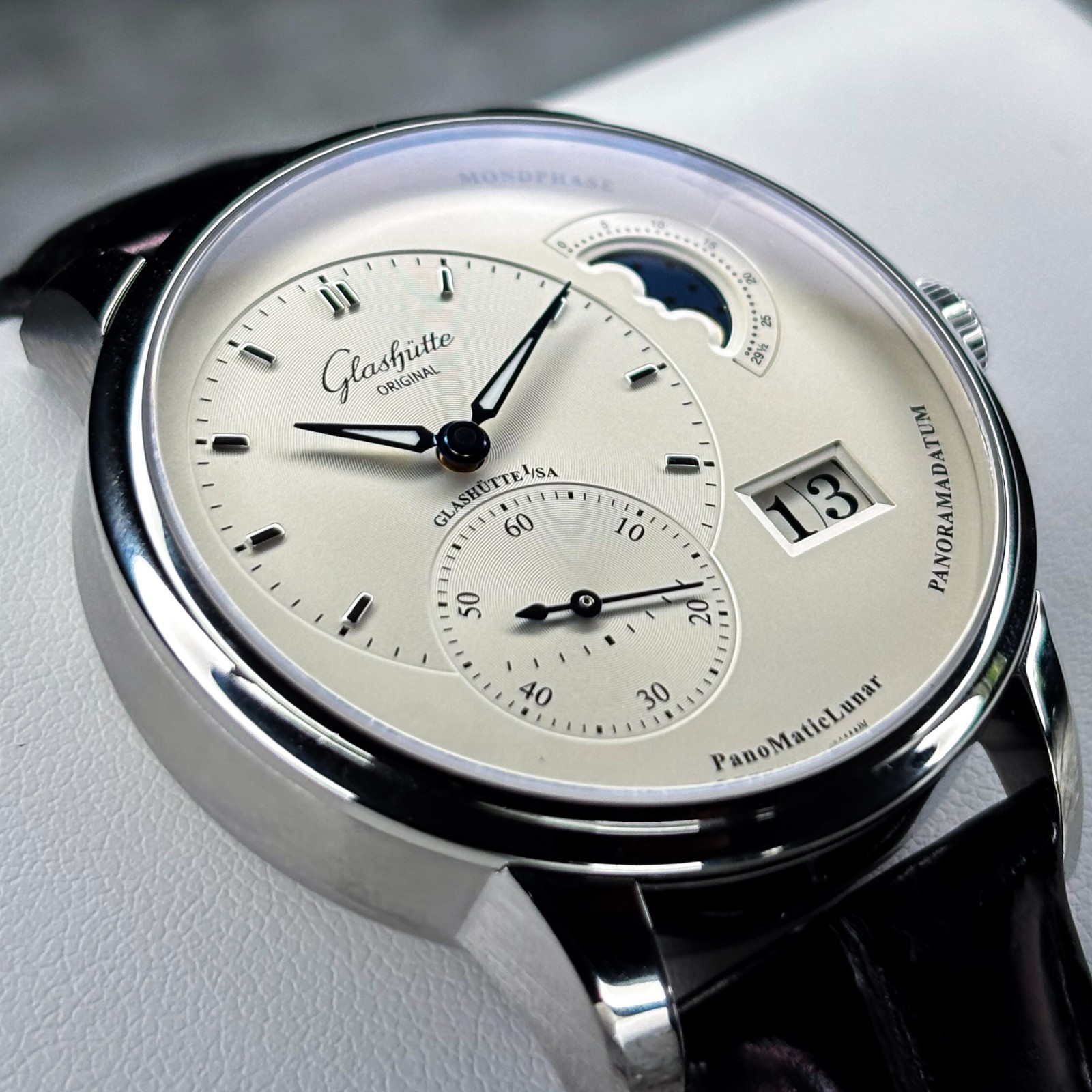 2022 Glashütte 40mm PanoMaticLunar Moonphase 1-90-02-42-32-61 with box & papers