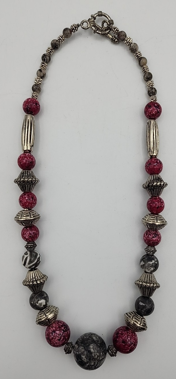 Necklace Artisan Handmade Agate & Silverplate 18″