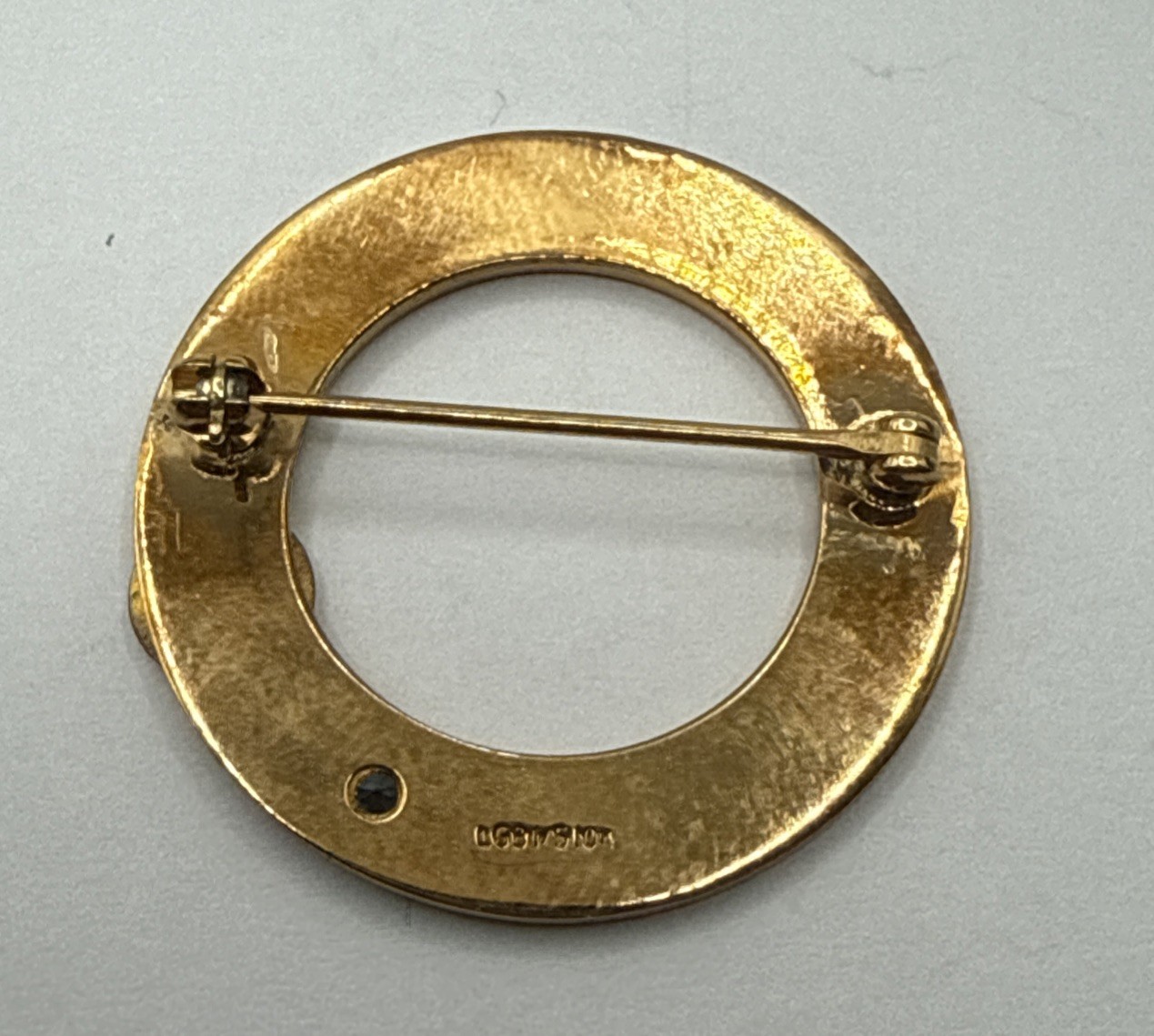 LGB Balfour 1/5 10K Gold Filled Bell Phone System AT&T Blue Topaz Service Pin