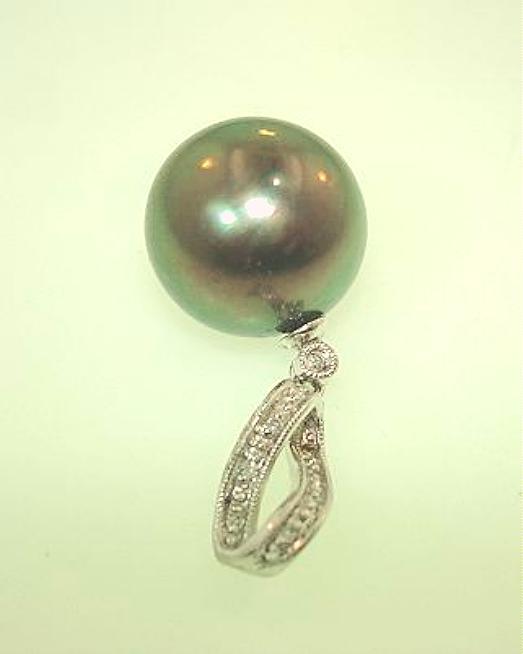 14k White Gold 13.7mm 17.45Cts Black Tahitian Pearl 0.045Cts Diamond Pendant #3