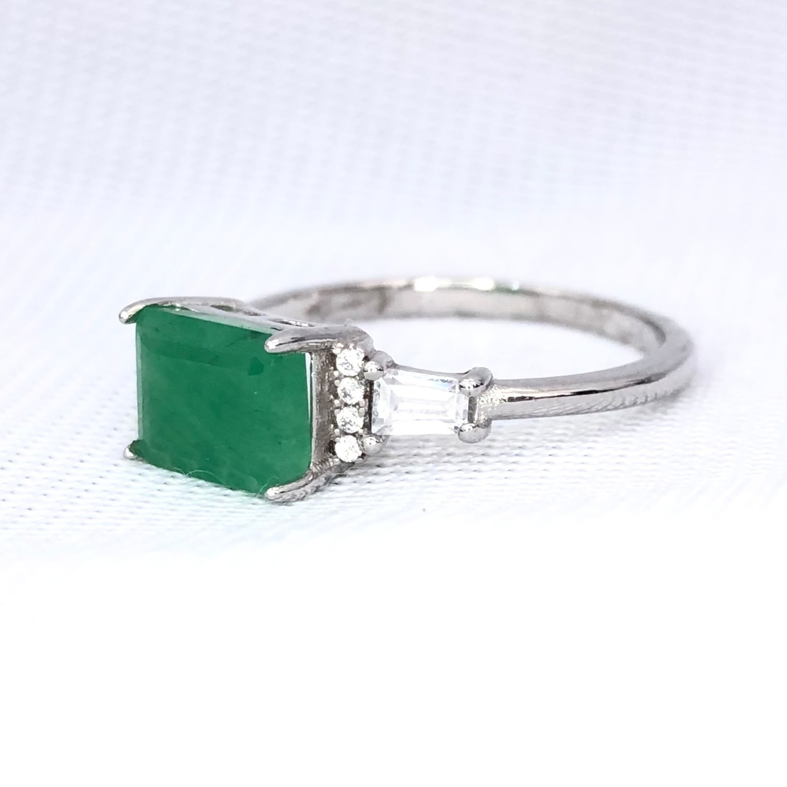 Natural Emerald Gemstone 925 Sterling Silver Ring Octagon Top Rich Green 7