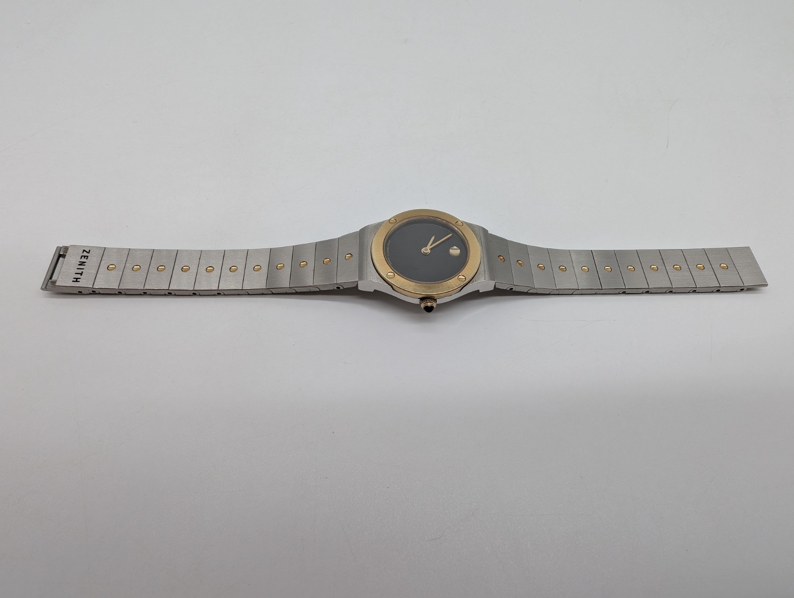 Zenith Pacific Museum Ref. 58.0010.105 Women’s 14KT Gold Steel Quartz Revised