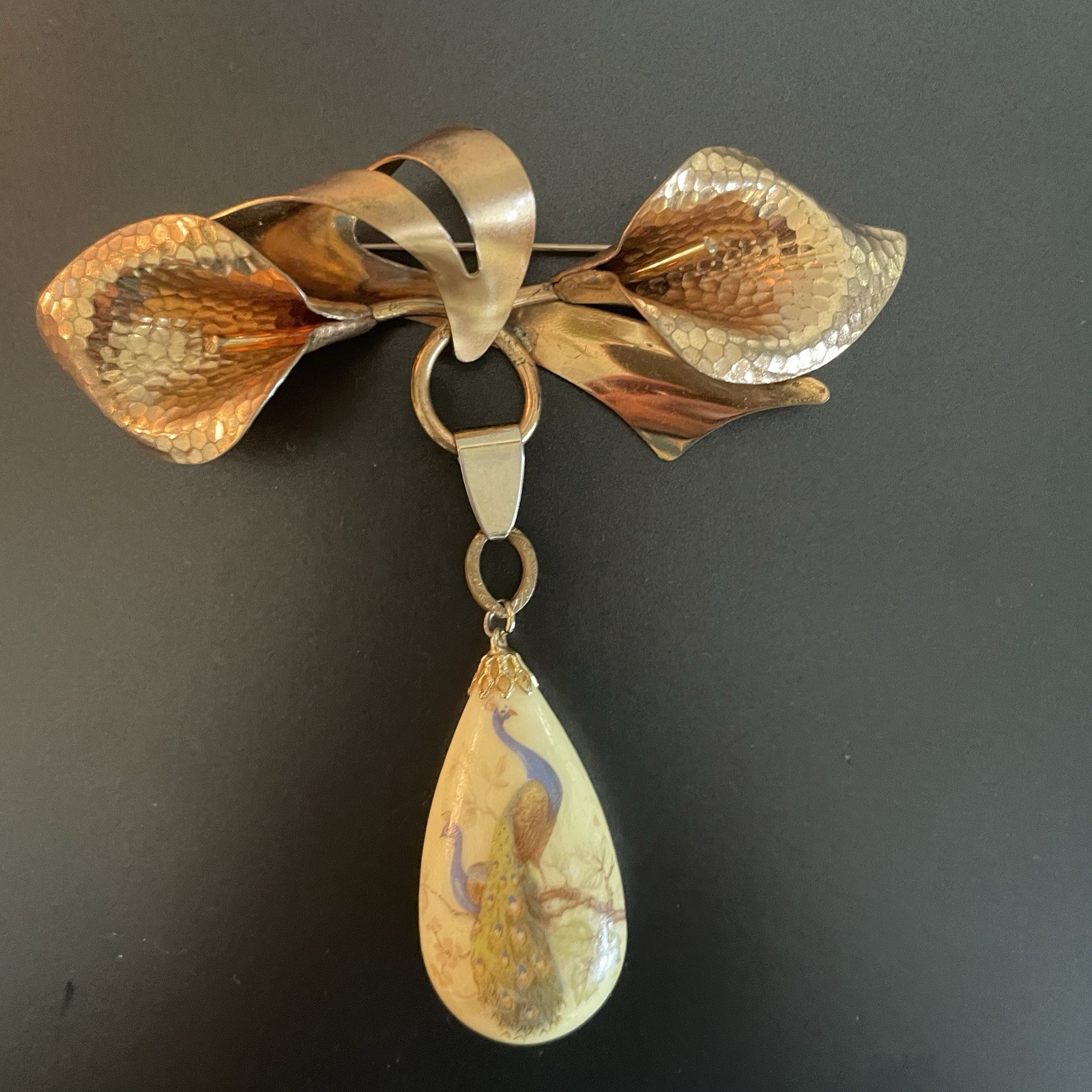 Vintage Bow Pin Brooch With Peacock Teardrop Pendent 1960 – 1970s