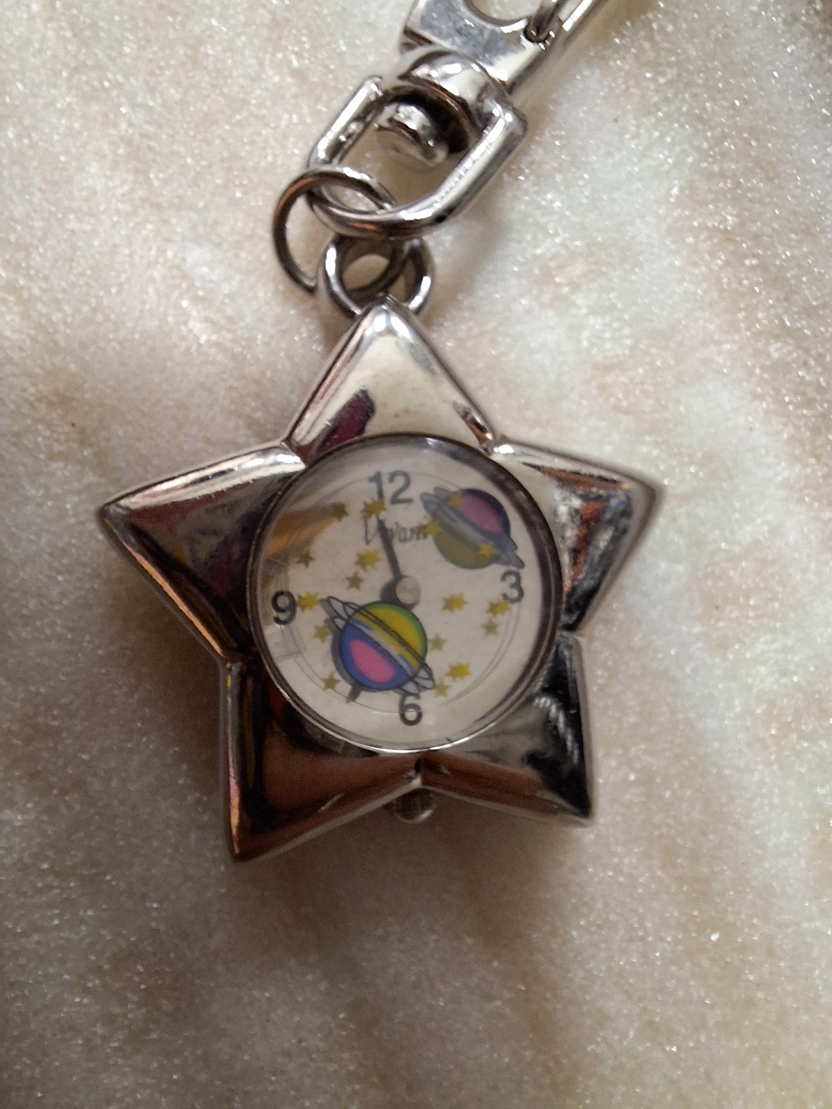 Star Key Ring Watch Carabiner Clip Silver Stainless Steel White Dial 18mm