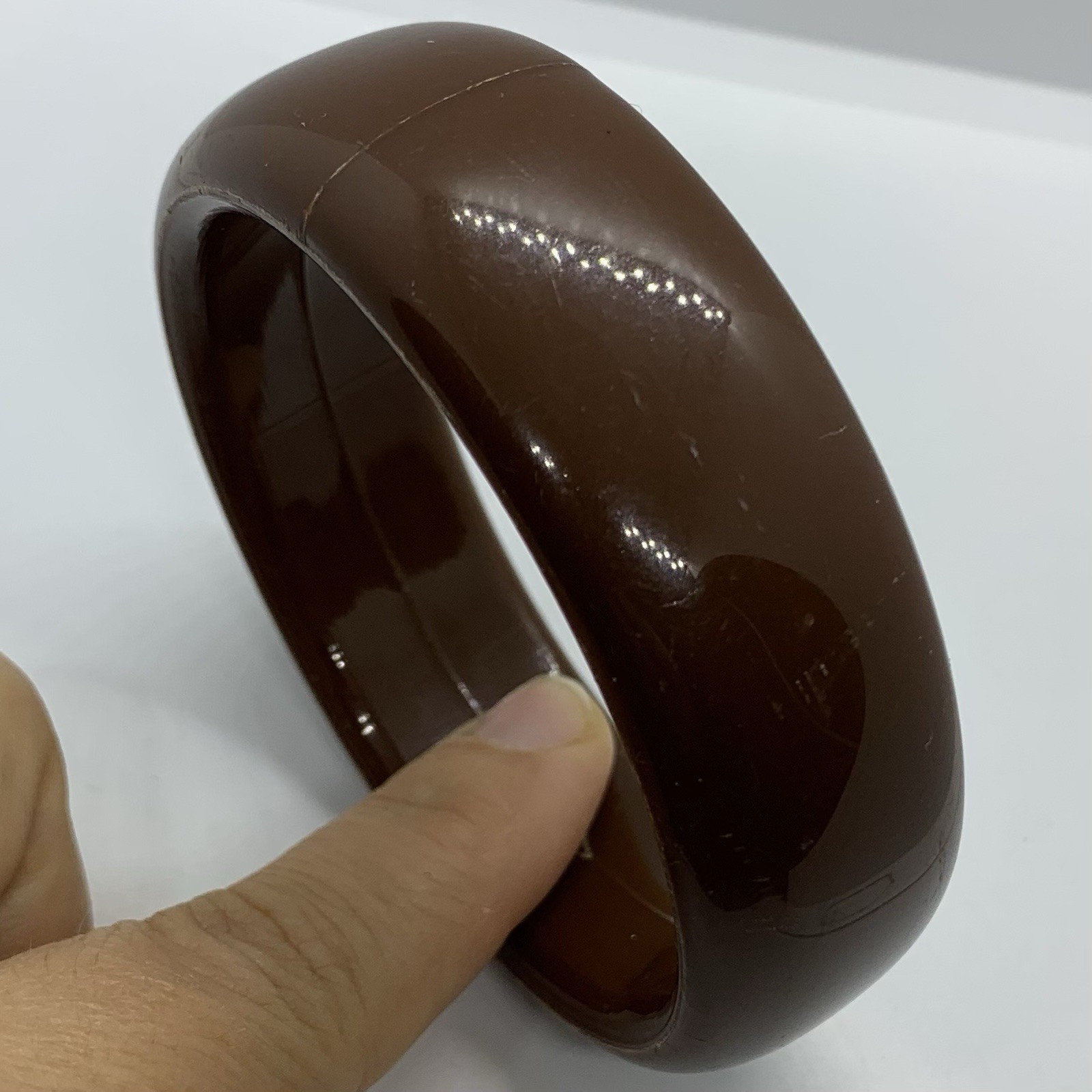 Vtg Chocolate Brown Lucite Chunky Bangle Bracelet Round 8.5” Length 7/8” Wide