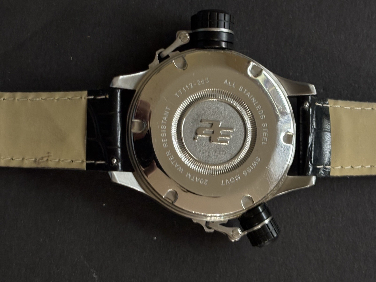 32 Degrees Swiss Valiant Mens Watch Leather Strap / Light Yellow Dial