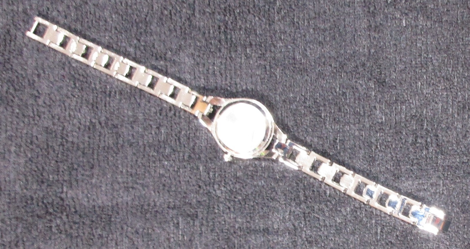 Ladies Watch Silver JC Penney FMD/ Fashion Watches FMDJO183 2024