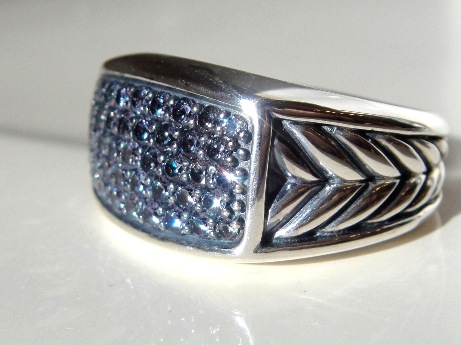 DAVID YURMAN SILVER MENS CHEVRON COLOR CHANGE GARNET RING