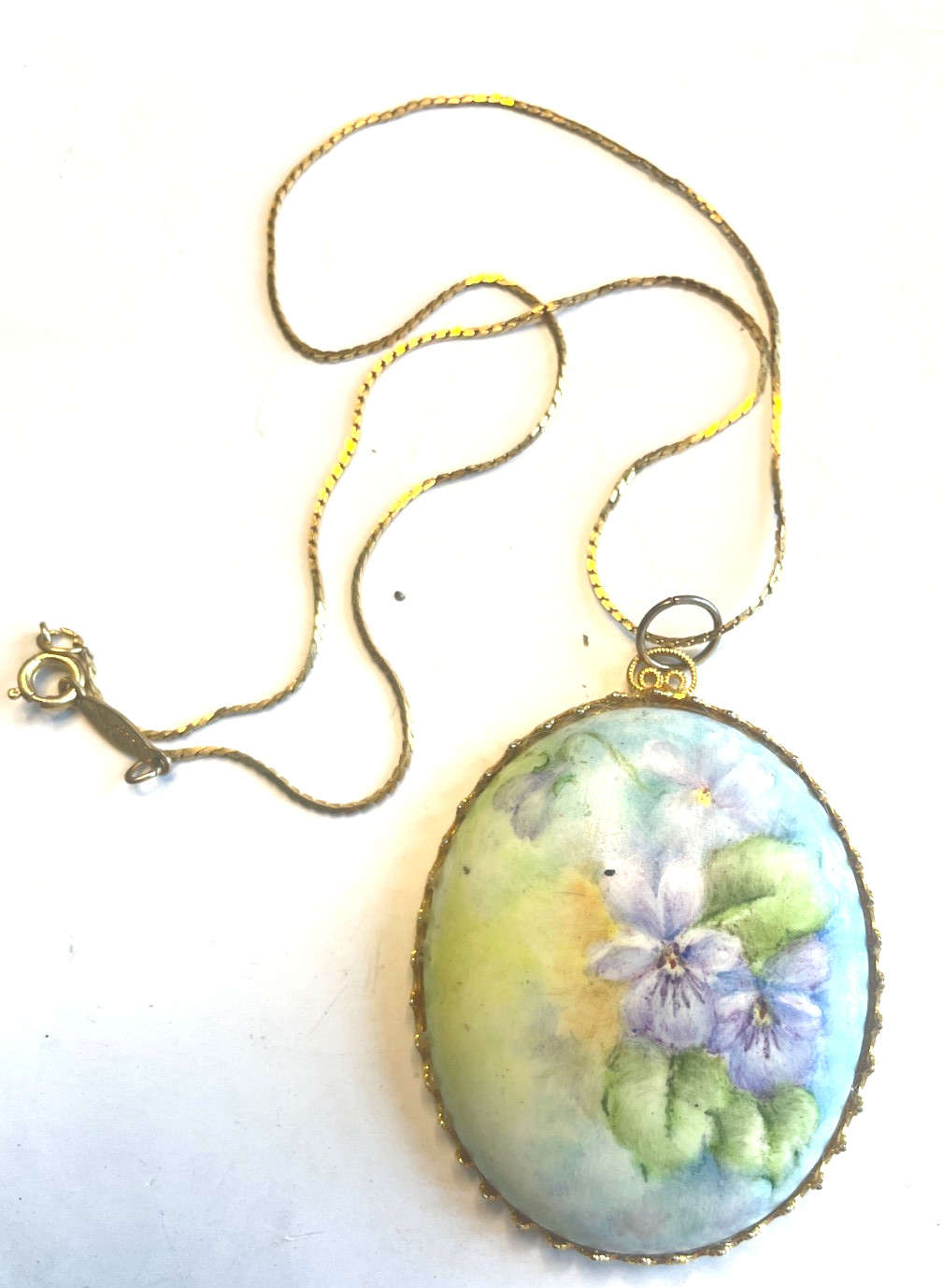 Porcelain Pendant Hand Painted Flowers Gold Tone Metal NAPIER CHAIN 14 INCHES