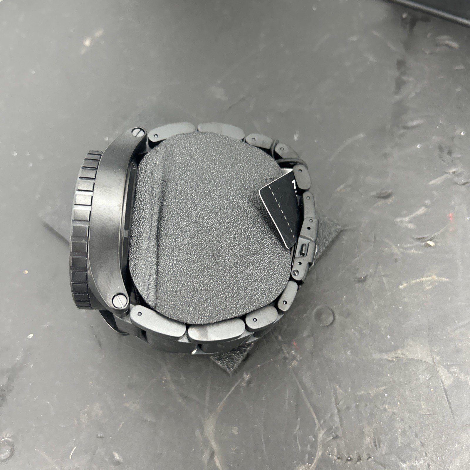 NIXON 51-30 Chrono A1389-3086-00 Matte Black Man’s Watch 51mm