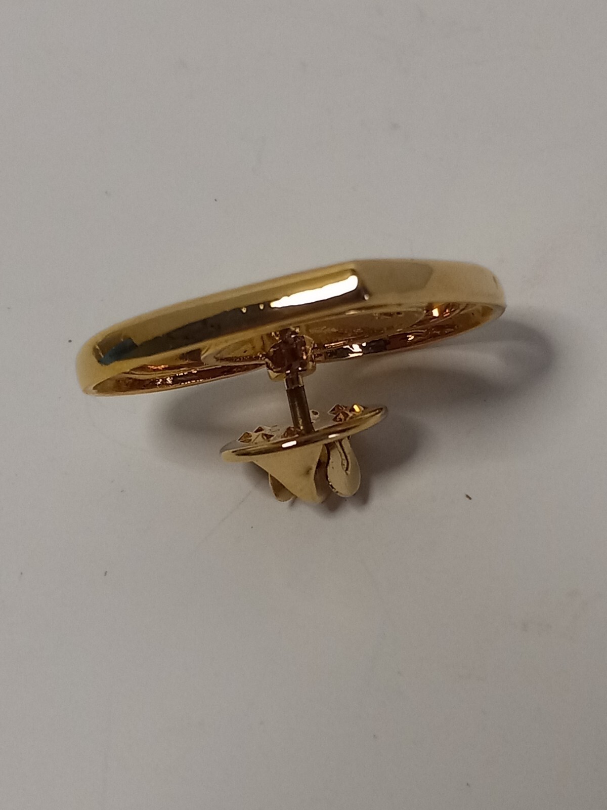 Avon Heart of Asia Pin Jewelry Brooche Gold Toned Metal