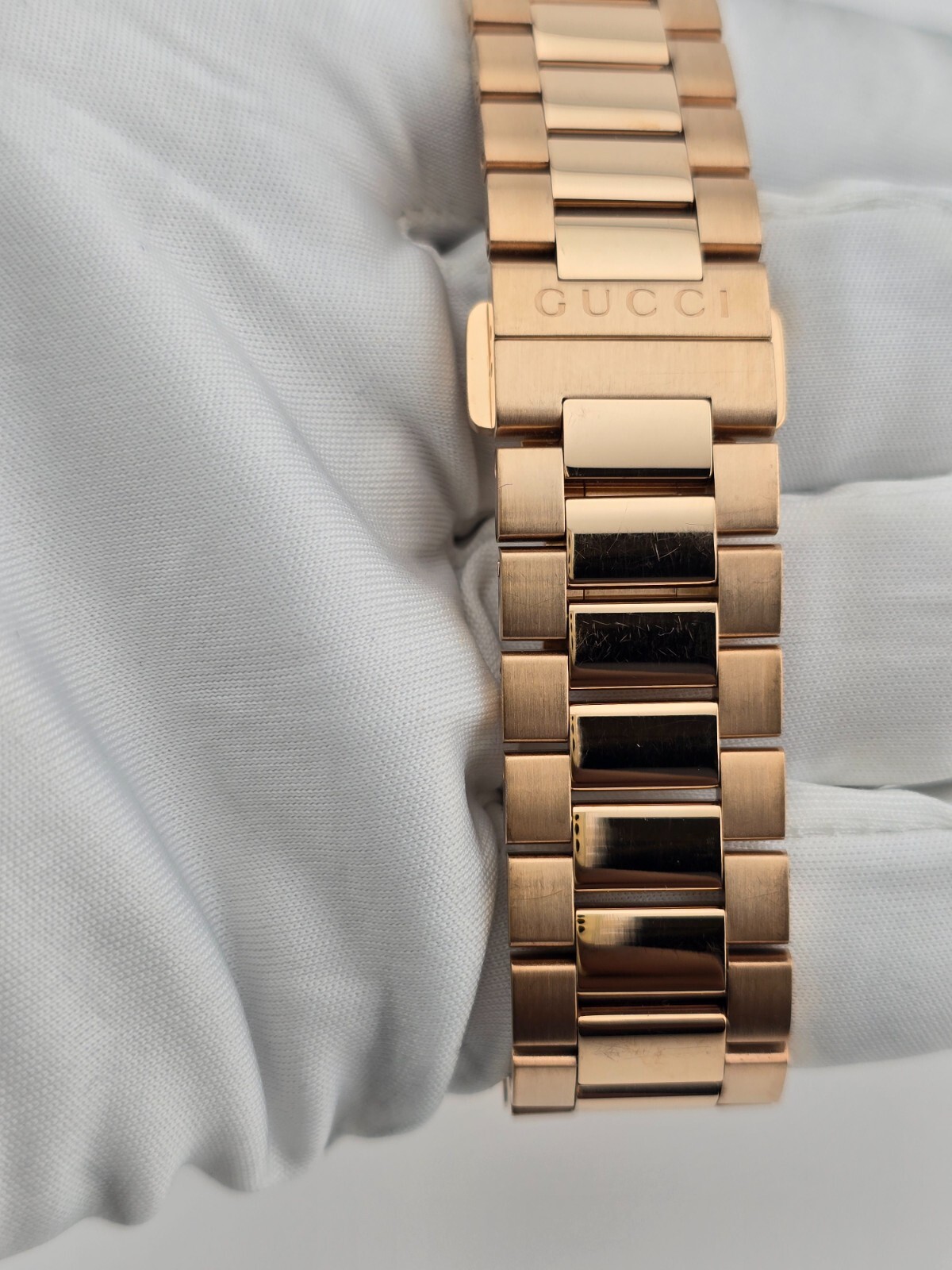 Gucci G-Timeless Stainless Steel Rose Gold Dial Watch – YA126482 ($1010 MSRP)