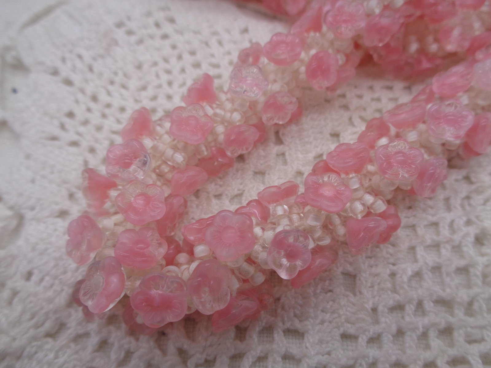 Vintage WESTERN GERMANY Pink MOLDED GLASS Flower Bead NECKLACE