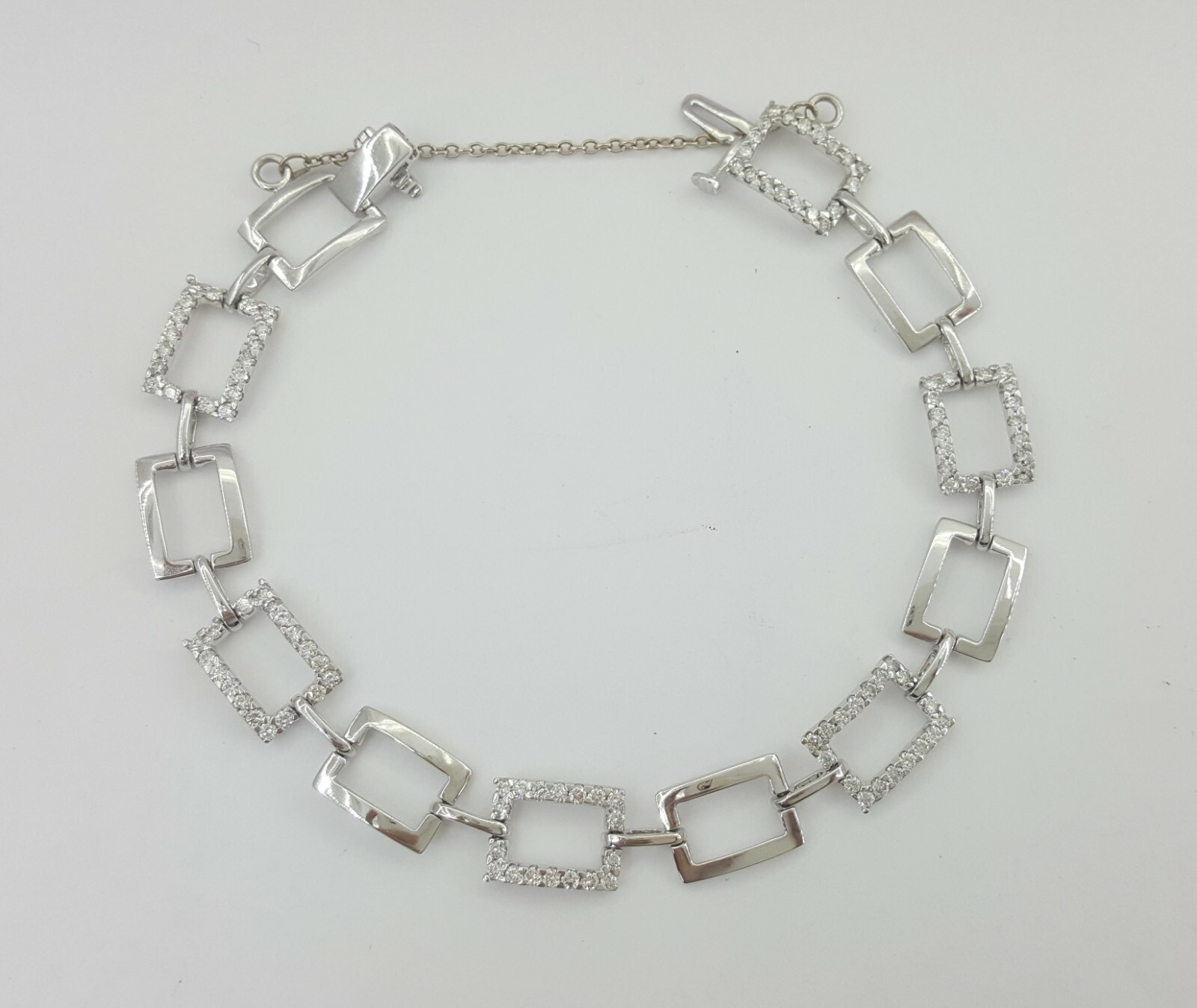 Round Cut Diamond Square Box Tennis Bracelet 8.8 Grams 7″ 1.62 ct 14K White Gold