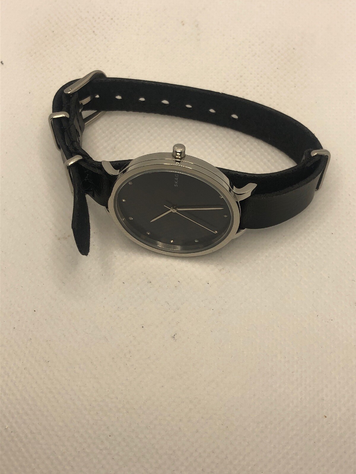 Skagen SKW2582 Women’s Black Leather Analog Blue Dial Quartz Genuine Watch OL37